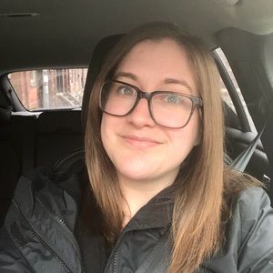 Meet your Posher, Stephanie